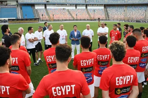 وزير الرياضة يطمئن على بعثة منتخب مصر قبل مواجهة بوركينا فاسو